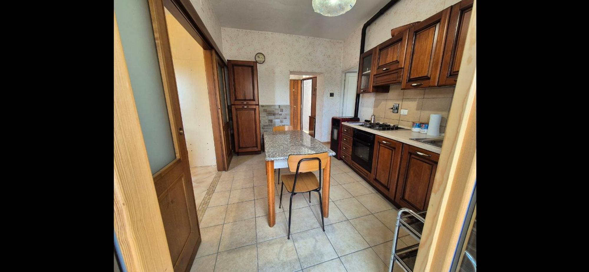 Apartamento La Casa In Piazza Toffia Exterior foto