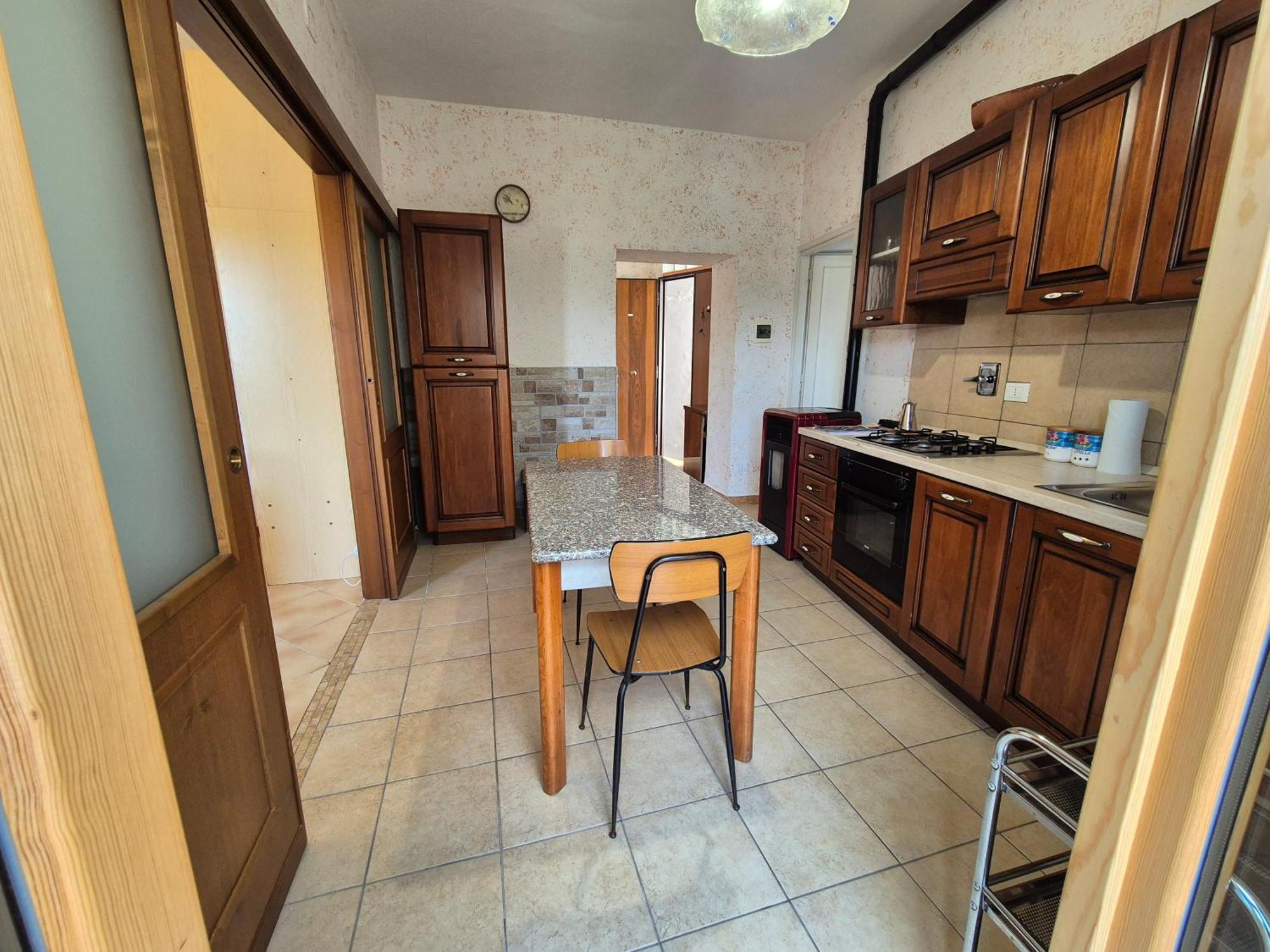 Apartamento La Casa In Piazza Toffia Exterior foto